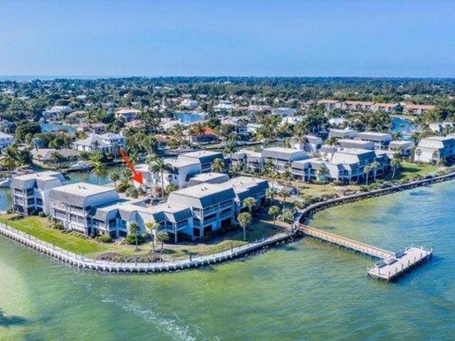 Condo for sale in Sanibel