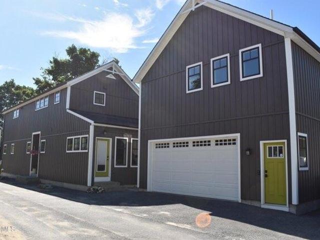 House for sale in Saratoga, New York
