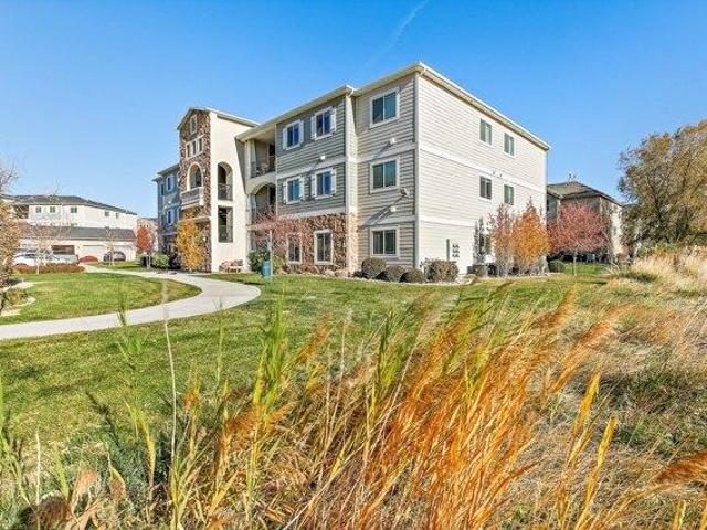 Condo for sale in Saratoga Springs, Utah