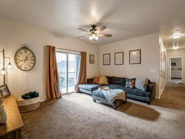 Condo for sale in Saratoga Springs, Utah