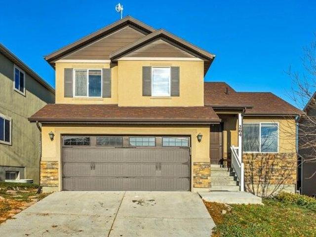 House for sale in Saratoga Springs, Utah