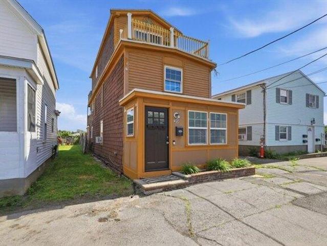 House for sale in Saugus, Massachusetts