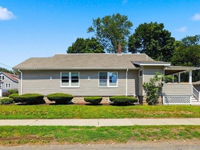 House for sale in Saugus, Massachusetts