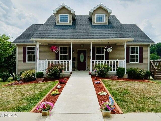 House for sale in Bedford, Pennsylvania