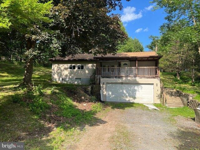 House for sale in Saylorsburg, Pennsylvania