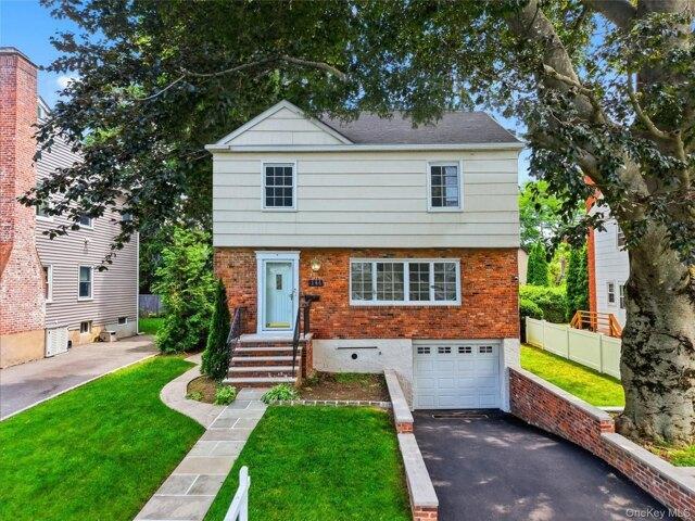 House for sale in Scarsdale, New York