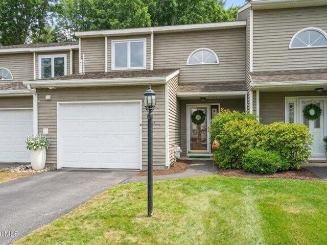 House for sale in Guilderland, New York