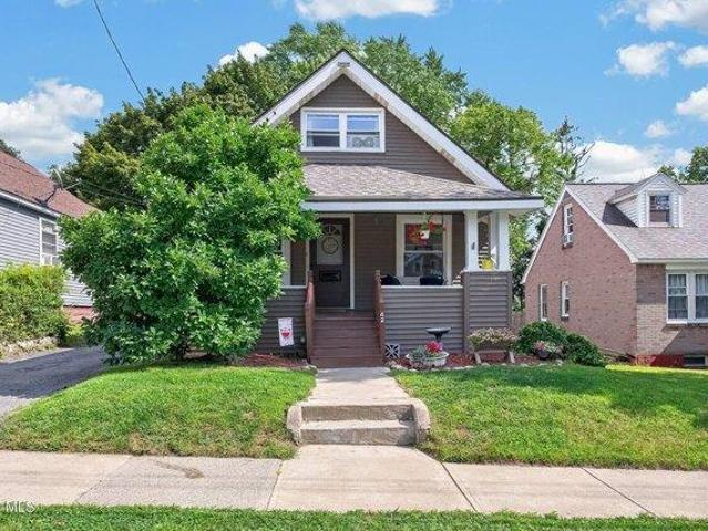 House for sale in Schenectady, New York