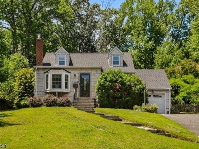 House for sale in Scotch Plains, New Jersey