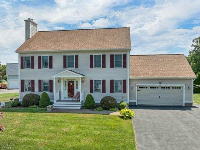House for sale in Seabrook, Rockingham County