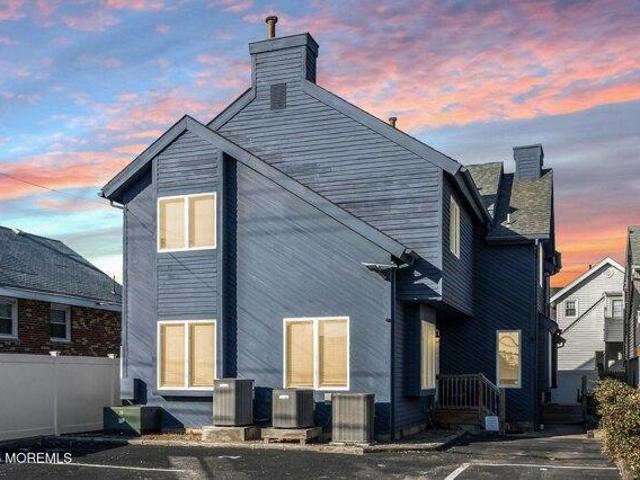 House for sale in Seaside Heights, New Jersey