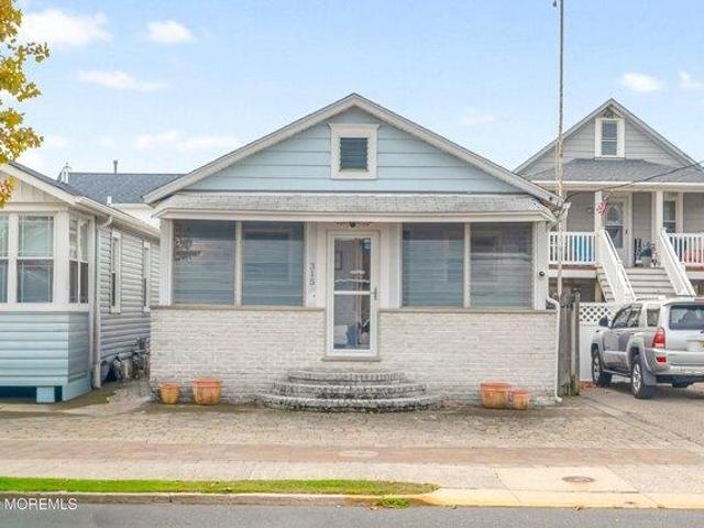 House for sale in Seaside Heights, New Jersey
