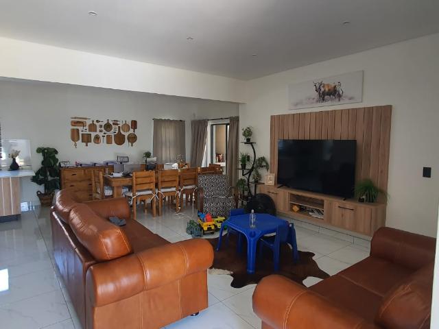 Property for rent in Hartbeespoort Dam Nature Reserve, North West