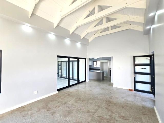 Property for sale in Onverwacht, Western Cape