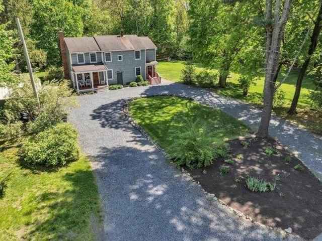 House for sale in Seekonk, Bristol County