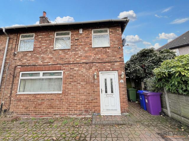 House for rent in Stoneycroft, Calderstones