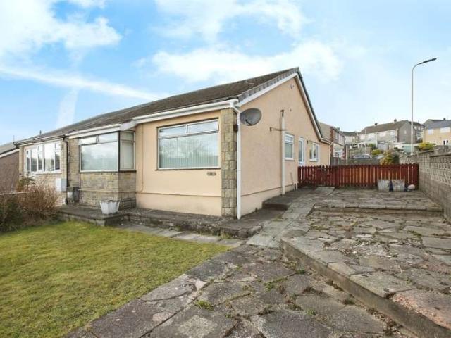 Farm for sale in Llantwit Fardre