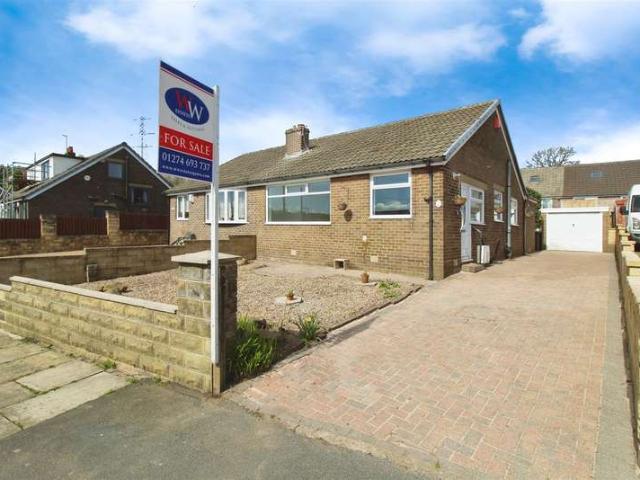 Farm for sale in Lower Wyke, West Yorkshire