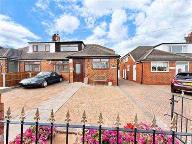Farm for sale in Stock Brook, Oldham