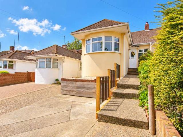 Farm for sale in Midanbury, Southampton