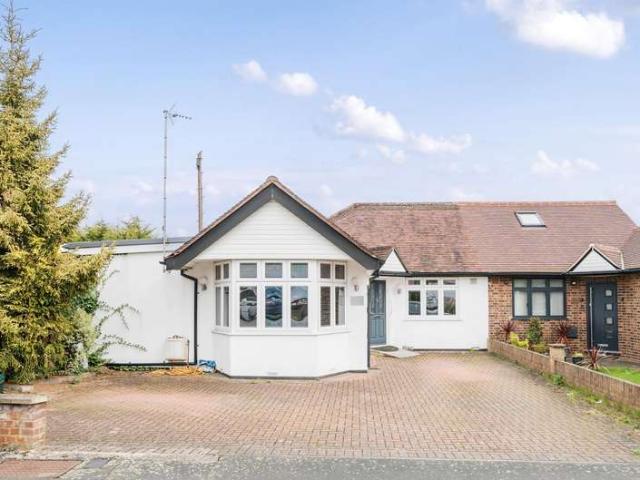 Farm for sale in Little Stanmore, Greater London