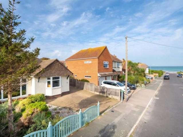 Farm for sale in Minnis Bay, Thanet