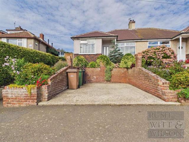 Farm for sale in Harley Shute, Guestling Green