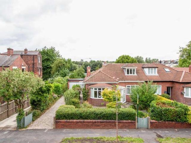 Farm for sale in Wrenthorpe, West Yorkshire