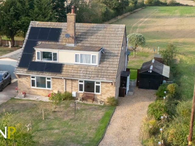 Farm for sale in Eight Ash Green, Colchester