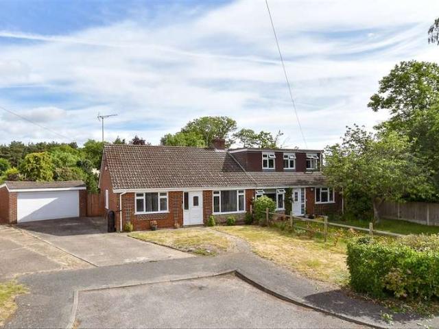 Farm for sale in The Bridge, Kent