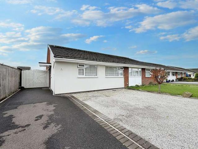Farm for sale in Ferndown Town, Ferndown
