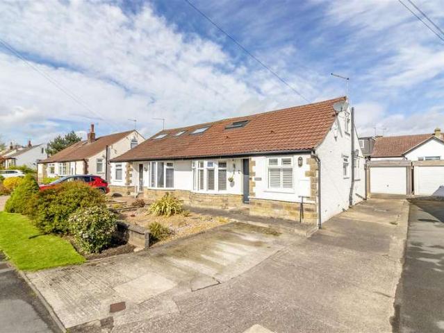 Farm for sale in Bramhope, West Yorkshire
