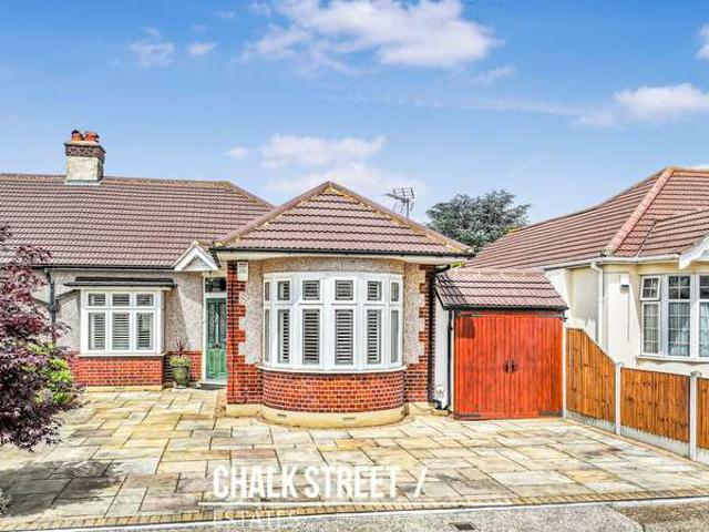Farm for sale in Hornchurch, Greater London