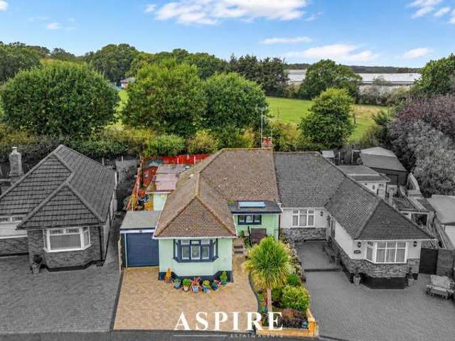 Farm for sale in Leigh on Sea, Southend-on-Sea