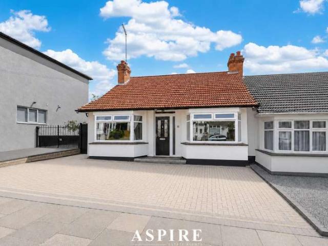 Farm for sale in Alton Barnes, Isle Of Man