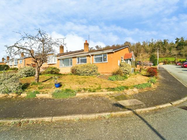 Bungalow for sale in Bridgnorth, Shropshire