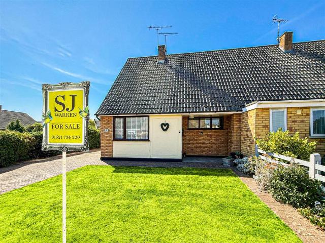 Bungalow for sale in Burnham-on-Crouch, Maldon