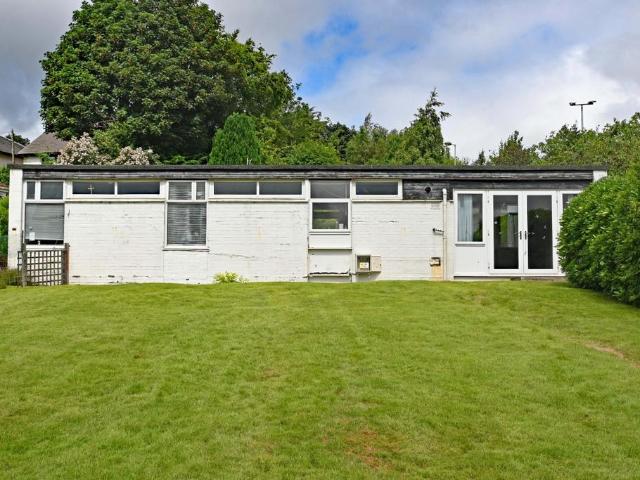 Bungalow for sale in Kirn, Scotland