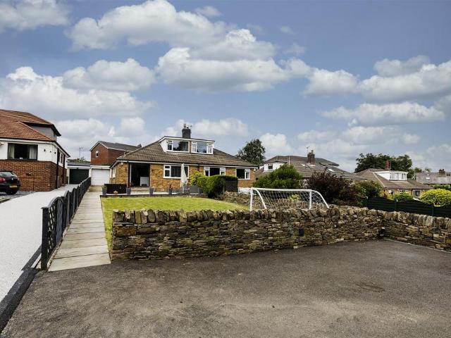 Bungalow for sale in Woodhouse, Brighouse
