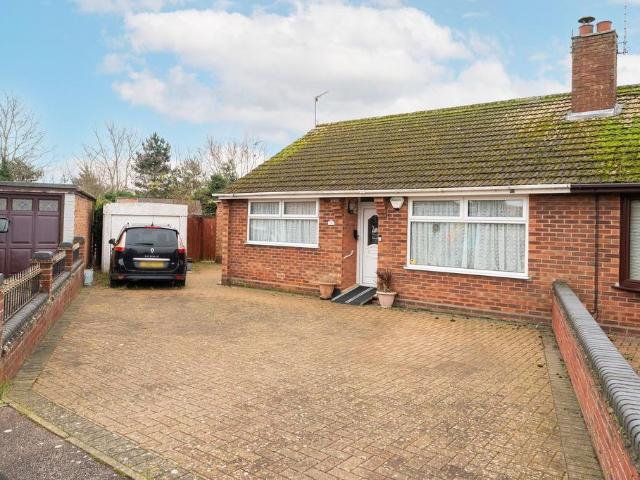 Bungalow for sale in Eastbridge, Suffolk