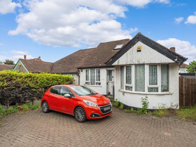 Bungalow for sale in Beddington, Greater London