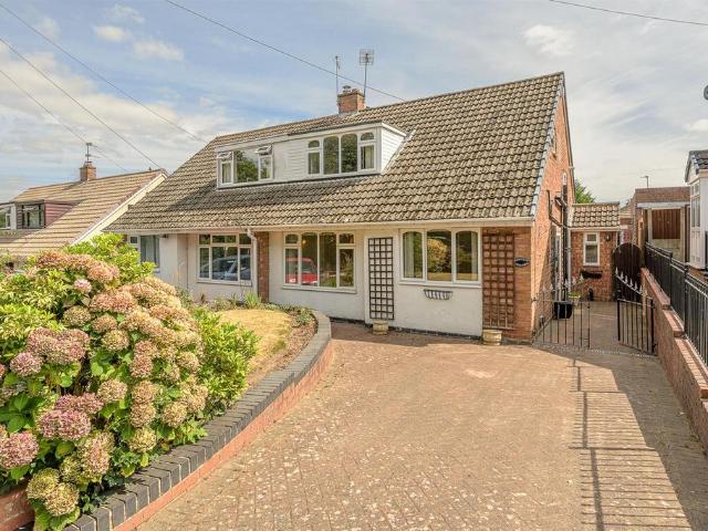 Bungalow for sale in Stourbridge, West Midlands
