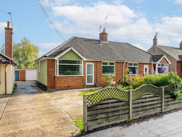 Bungalow for sale in Eastbridge, Suffolk