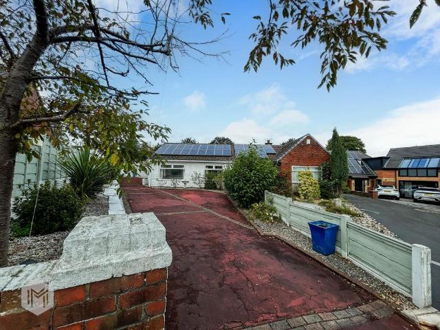 Bungalow for sale in Bank Top, Lee Bank