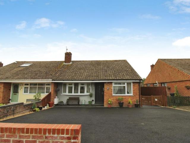 Bungalow for sale in Rodbourne, Swindon