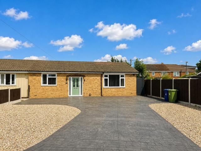 Bungalow for sale in Pamington, Gloucestershire