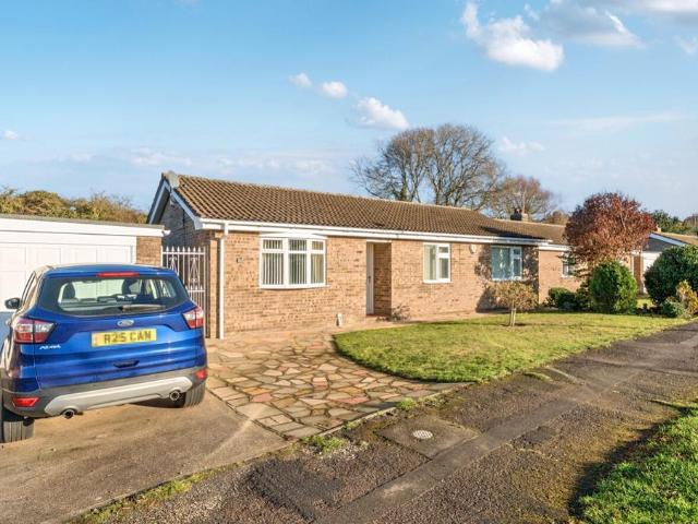 Bungalow for sale in Barholm, Lincolnshire