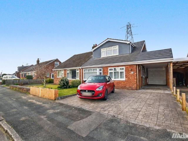 Bungalow for sale in Wilderspool, Warrington