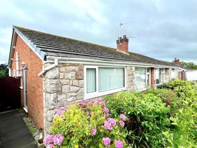Bungalow for sale in Conwy, Wales