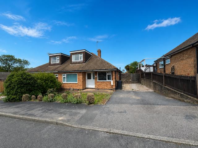 House for sale in Shepshed, Elmfield